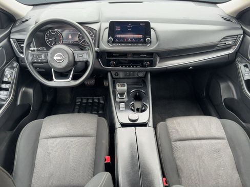 Used 2024 Nissan Rogue SV image 16