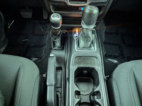 Certified 2022 Jeep Wrangler Unlimited Sport image 16