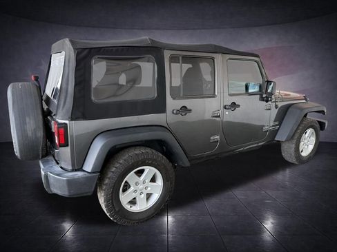 Used 2018 Jeep Wrangler Unlimited Sport S image 11