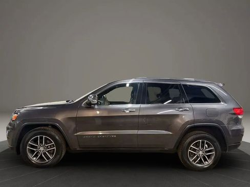 Used 2018 Jeep Grand Cherokee Limited AWD/4WD image 5