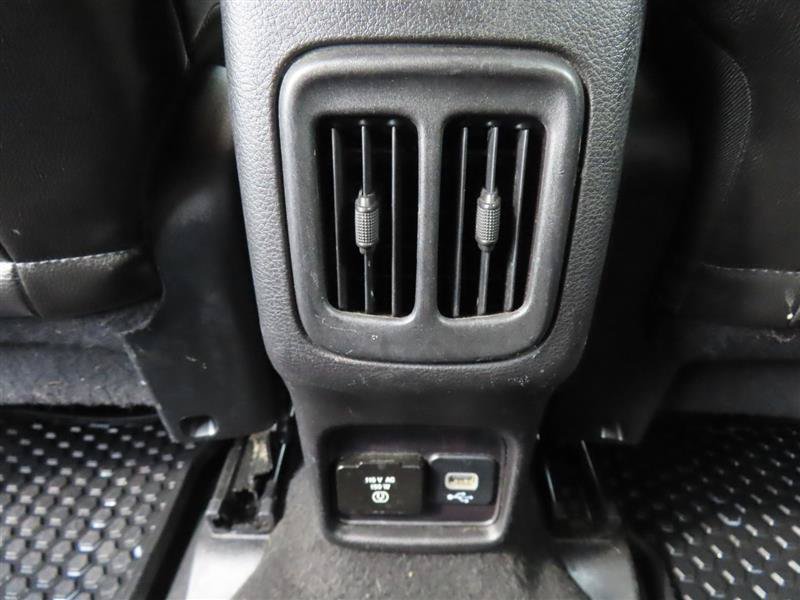 Used 2020 Jeep Compass Trailhawk AWD/4WD image 36