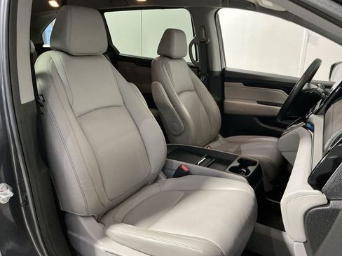 Used 2023 Honda Odyssey Touring image 28