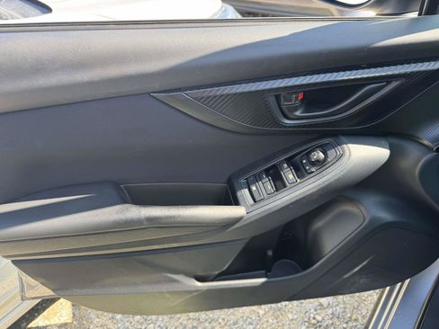 Used 2018 Subaru Crosstrek 2.0i AWD/4WD image 13