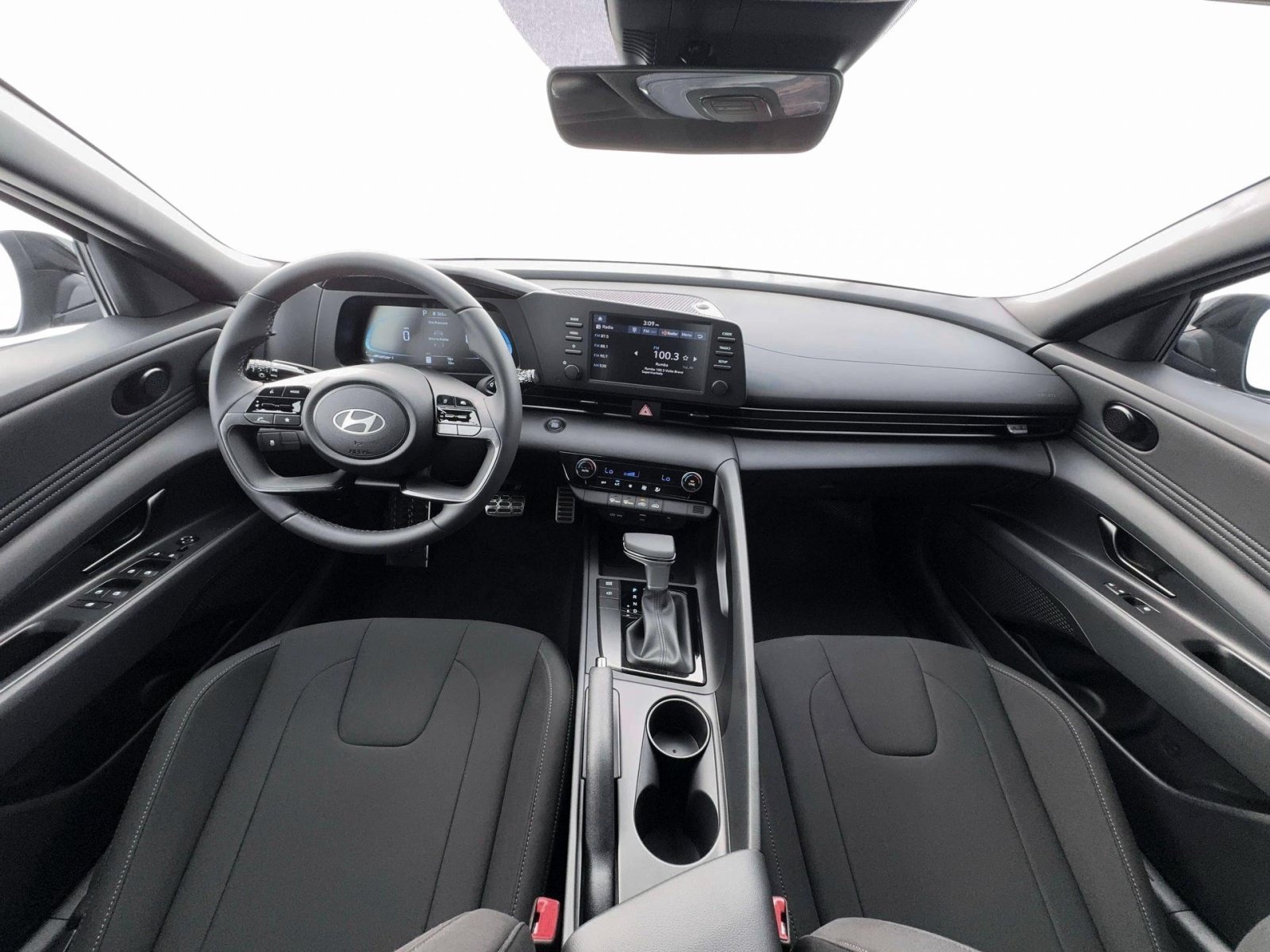 New 2026 Hyundai Elantra SEL Sport FWD image 13
