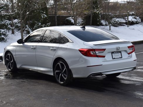 Certified 2022 Honda Accord Sport image 27