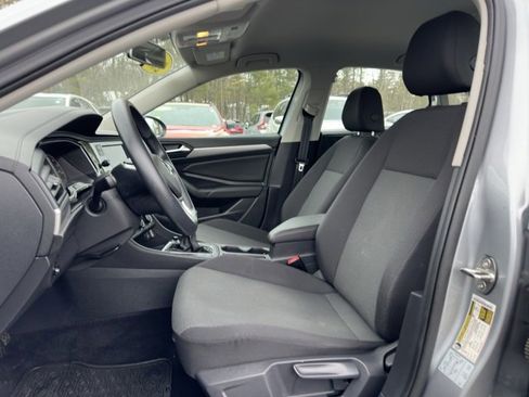 Used 2019 Volkswagen Jetta S w/ Driver Assistance Package image 18