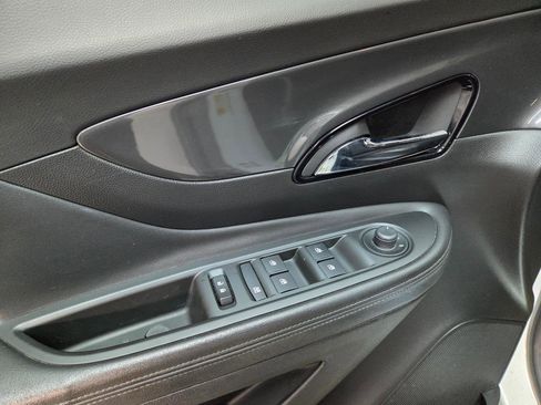 Used 2017 Buick Encore Preferred image 28