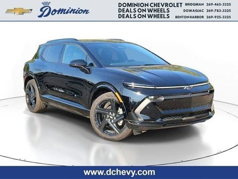 Used 2024 Chevrolet Equinox EV RS FWD image 1