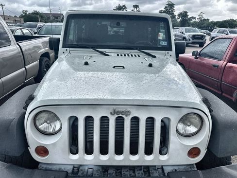 Used 2013 Jeep Wrangler Sport image 2