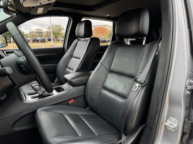 Used 2020 Jeep Grand Cherokee Limited RWD image 25