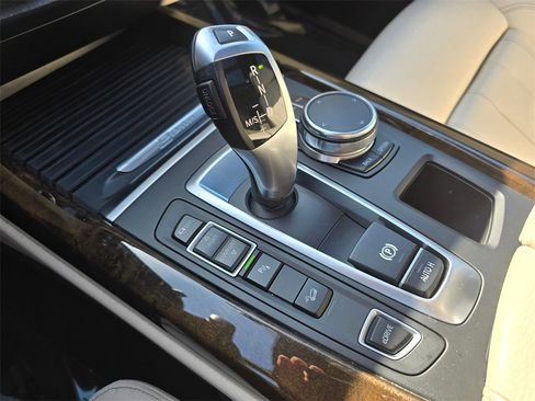 Used 2017 BMW X5 xDrive40e image 74