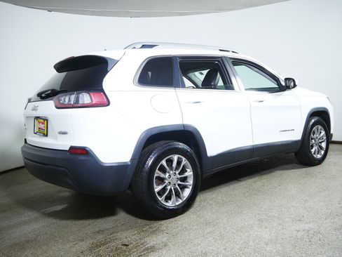 Used 2019 Jeep Cherokee Latitude Plus image 7