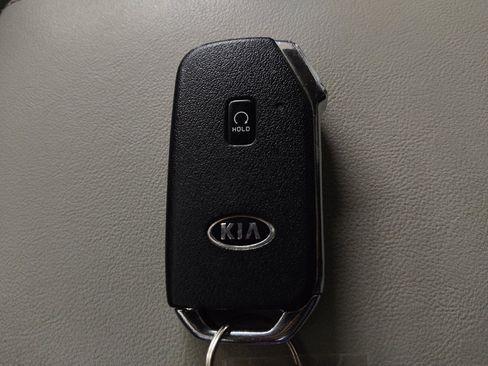 Used 2021 Kia Sorento SX image 32