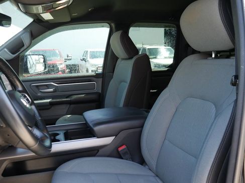 Used 2023 RAM 1500 Big Horn AWD/4WD image 9