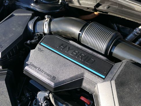 Used 2023 Kia Sportage SX Prestige image 32