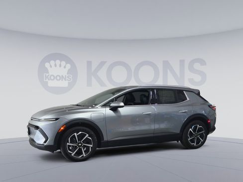 New 2026 Chevrolet Equinox EV LT image 7