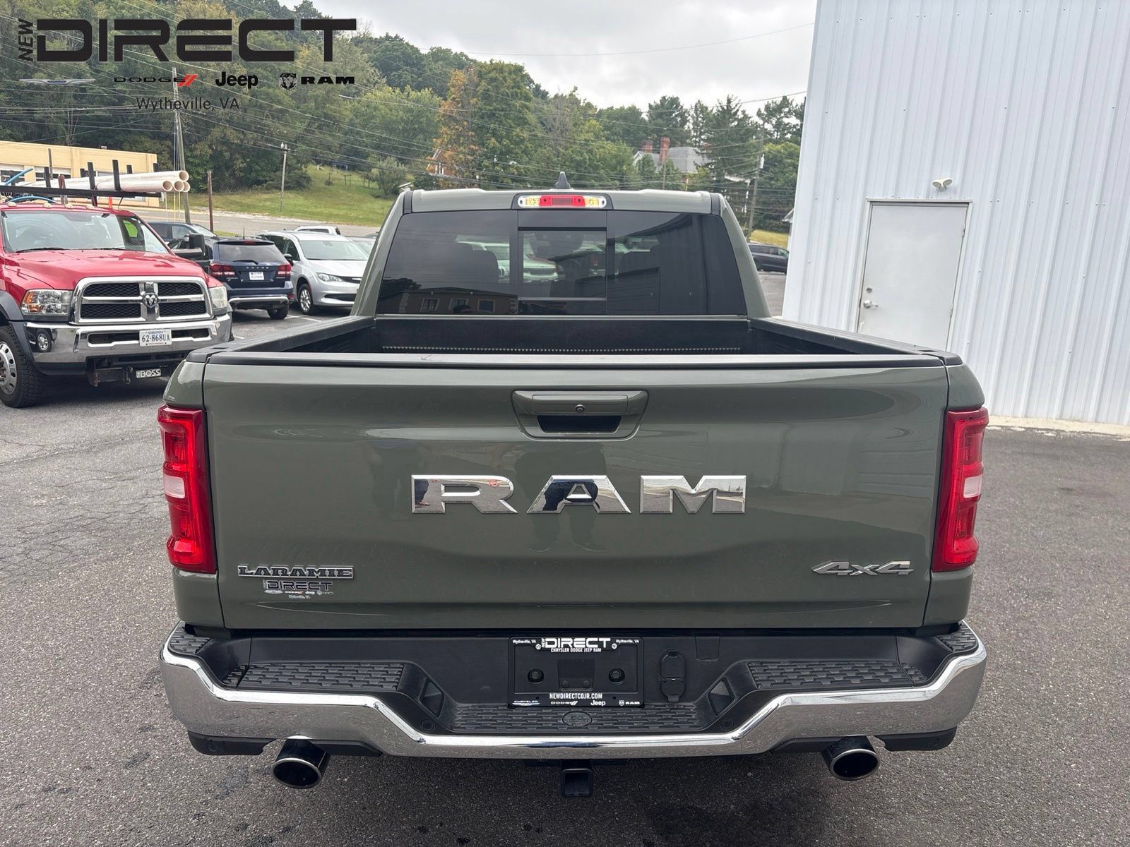 Used 2026 RAM 1500 Laramie AWD/4WD image 5