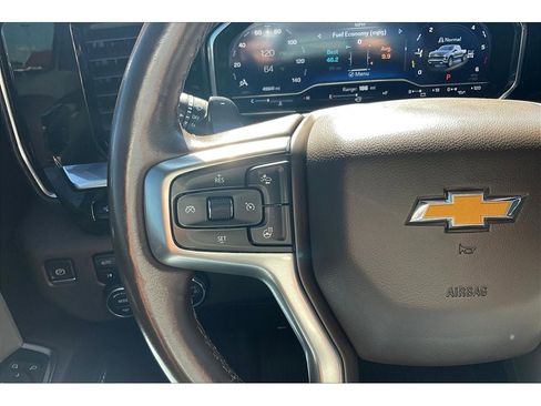 Used 2022 Chevrolet Silverado 1500 LTZ w/ LTZ Premium Package image 19