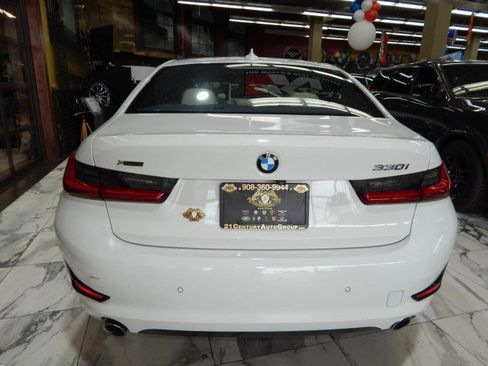 Used 2019 BMW 330i xDrive Sedan w/ Convenience Package image 6