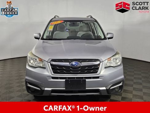 Used 2017 Subaru Forester 2.5i Premium AWD/4WD image 2