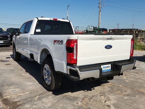 New 2025 Ford F350 Lariat w/ Lariat Ultimate Package AWD/4WD image 3