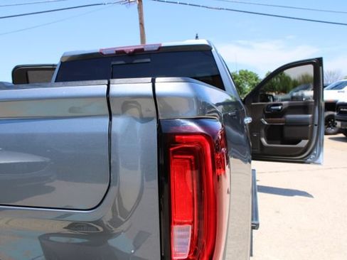 Used 2021 GMC Sierra 1500 Denali w/ Denali Ultimate Package AWD/4WD image 41