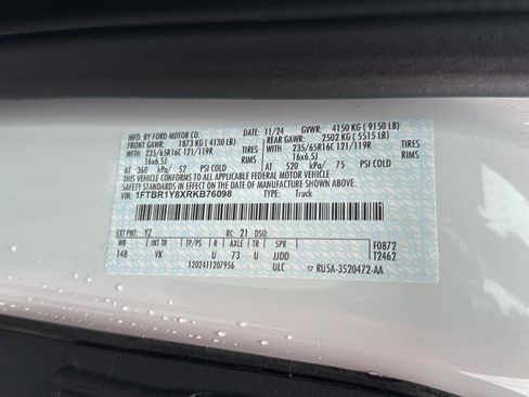 New 2024 Ford Transit 250 Low Roof RWD image 35