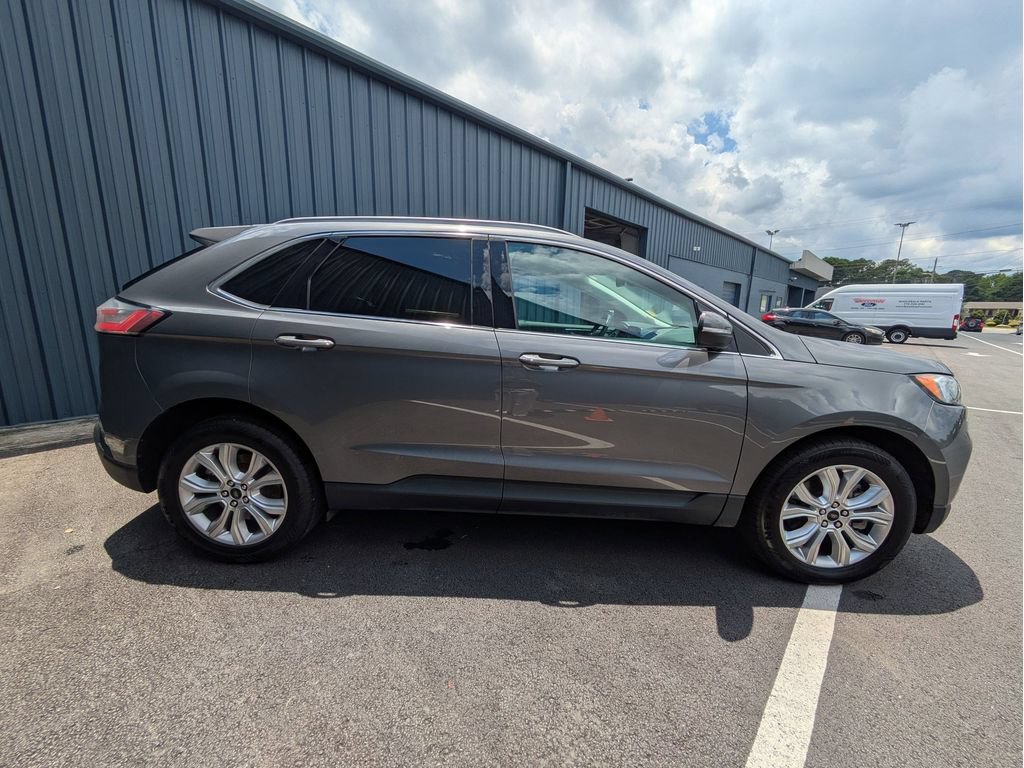 Used 2024 Ford Edge Titanium AWD/4WD image 4