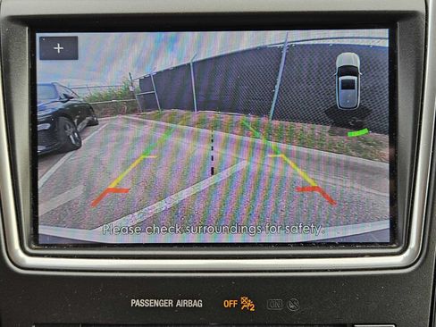 Used 2019 Lincoln Nautilus Select AWD/4WD image 17