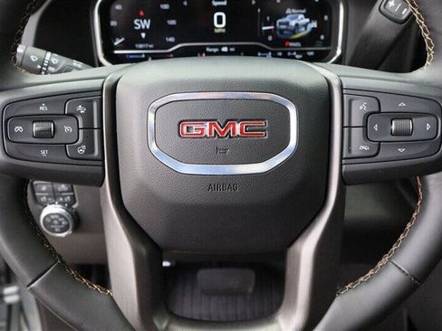 Used 2025 GMC Sierra 3500 AT4 w/ AT4 Premium Plus Package AWD/4WD image 21