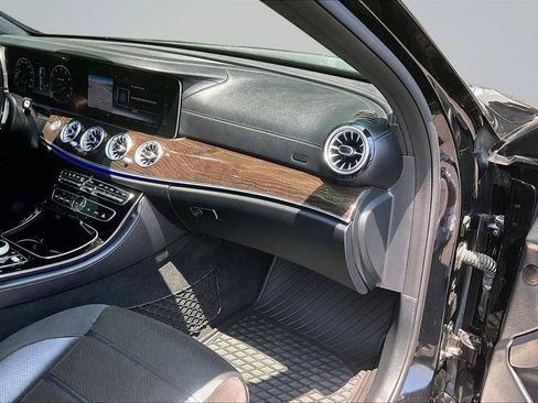 Used 2018 Mercedes-Benz E 43 AMG 4MATIC Sedan image 26