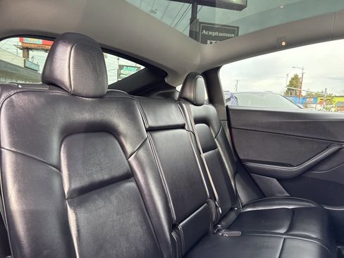 Used 2022 Tesla Model Y Performance image 20
