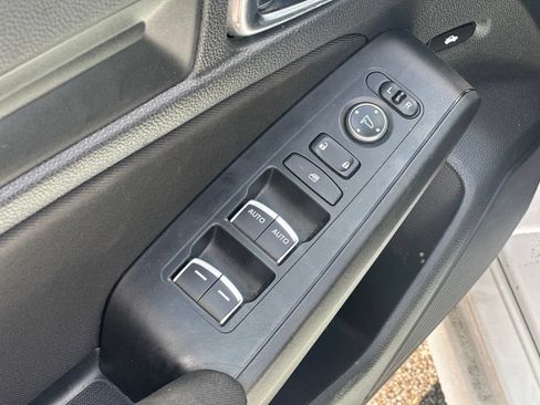 Used 2025 Honda Civic Sport image 14