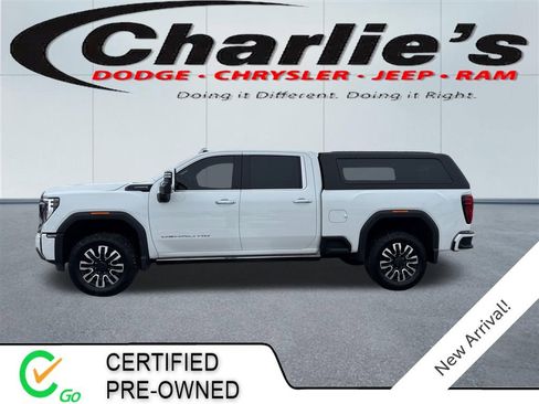 Used 2024 GMC Sierra 2500 Denali Ultimate image 1