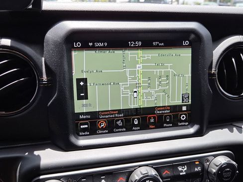 Used 2023 Jeep Gladiator Overland AWD/4WD image 22
