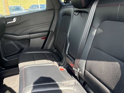 Used 2025 Ford Escape ST-Line image 11