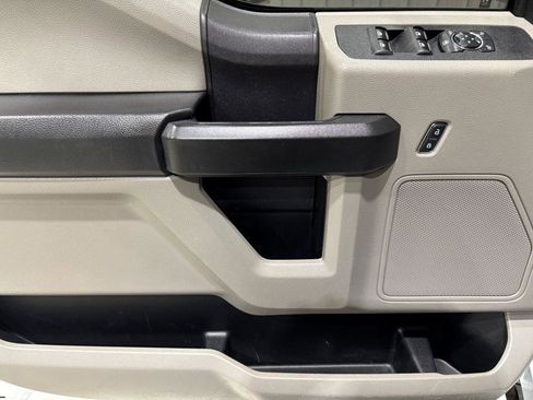 Used 2019 Ford F250 XL w/ Power Equipment Group image 16