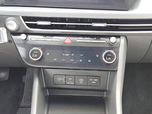 Used 2025 Hyundai Sonata SEL FWD image 22