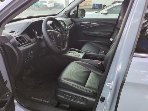 Used 2023 Honda Ridgeline RTL-E image 6