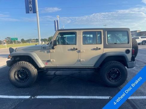 Used 2018 Jeep Wrangler Unlimited Sport AWD/4WD image 8