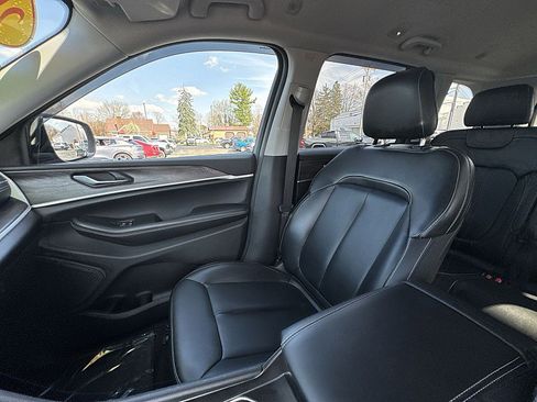 Used 2024 Jeep Grand Cherokee Limited image 27