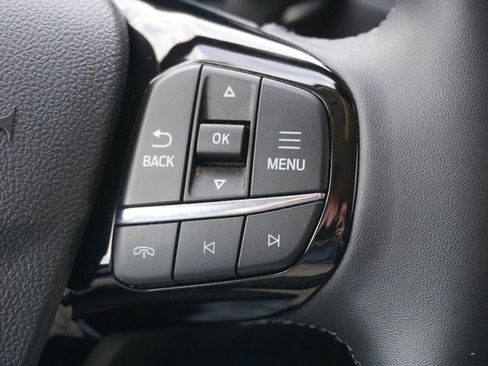 Used 2025 Ford Escape Platinum image 38