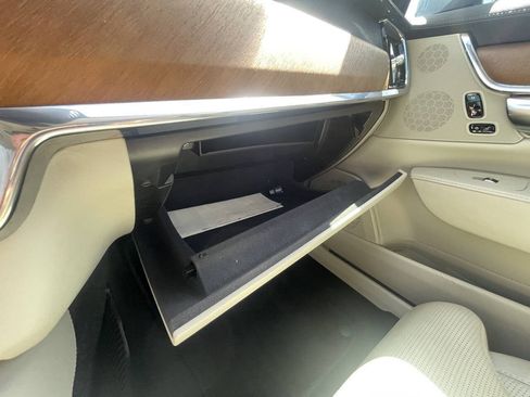 Used 2018 Volvo S90 T6 Inscription w/ Convenience Package AWD/4WD image 25