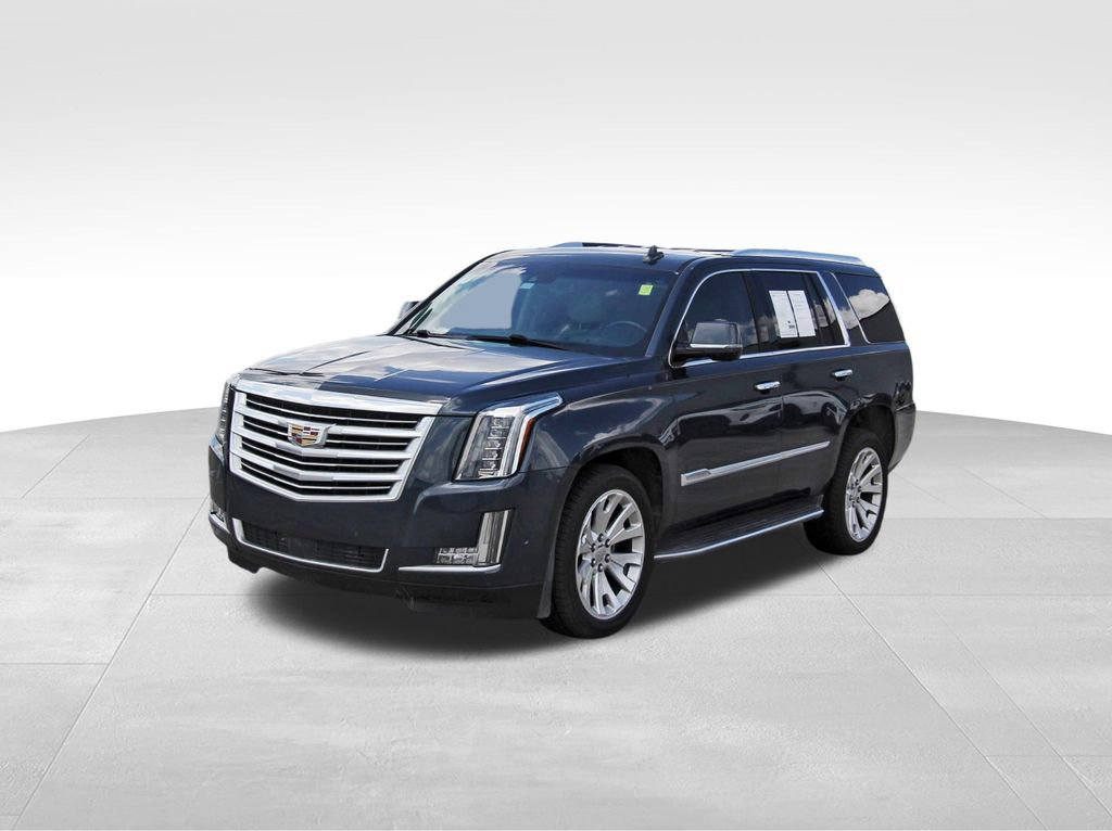Used 2019 Cadillac Escalade Luxury RWD image 2