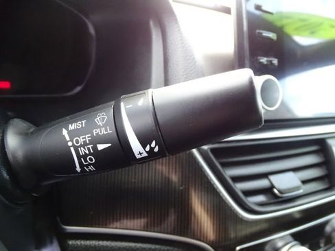 Used 2022 Honda Accord Sport image 17