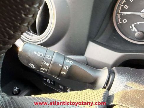 Certified 2023 Toyota Tacoma TRD Off-Road image 30