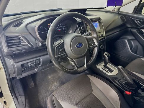 Used 2021 Subaru Crosstrek 2.0i Premium w/ Moonroof Package AWD/4WD image 9