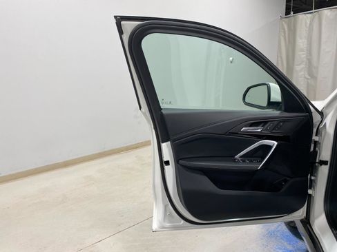 Used 2025 BMW X1 xDrive28i w/ Technology Package image 20