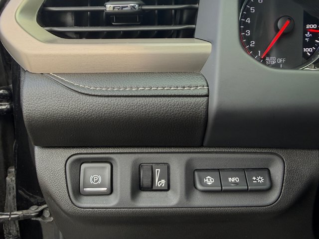 Used 2020 GMC Acadia Denali w/ Technology Package AWD/4WD image 32