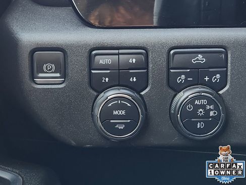 Used 2023 Chevrolet Silverado 1500 LT Trail Boss w/ Protection Package image 28